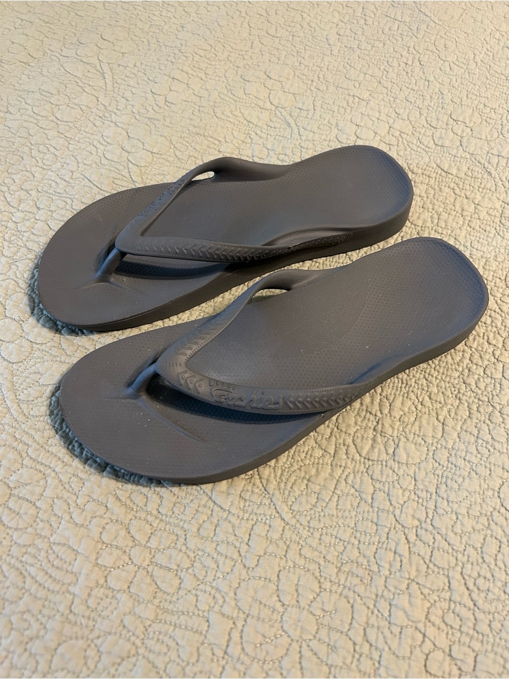 Gray archies Flip Flop Sandals - Picture 2 of 6